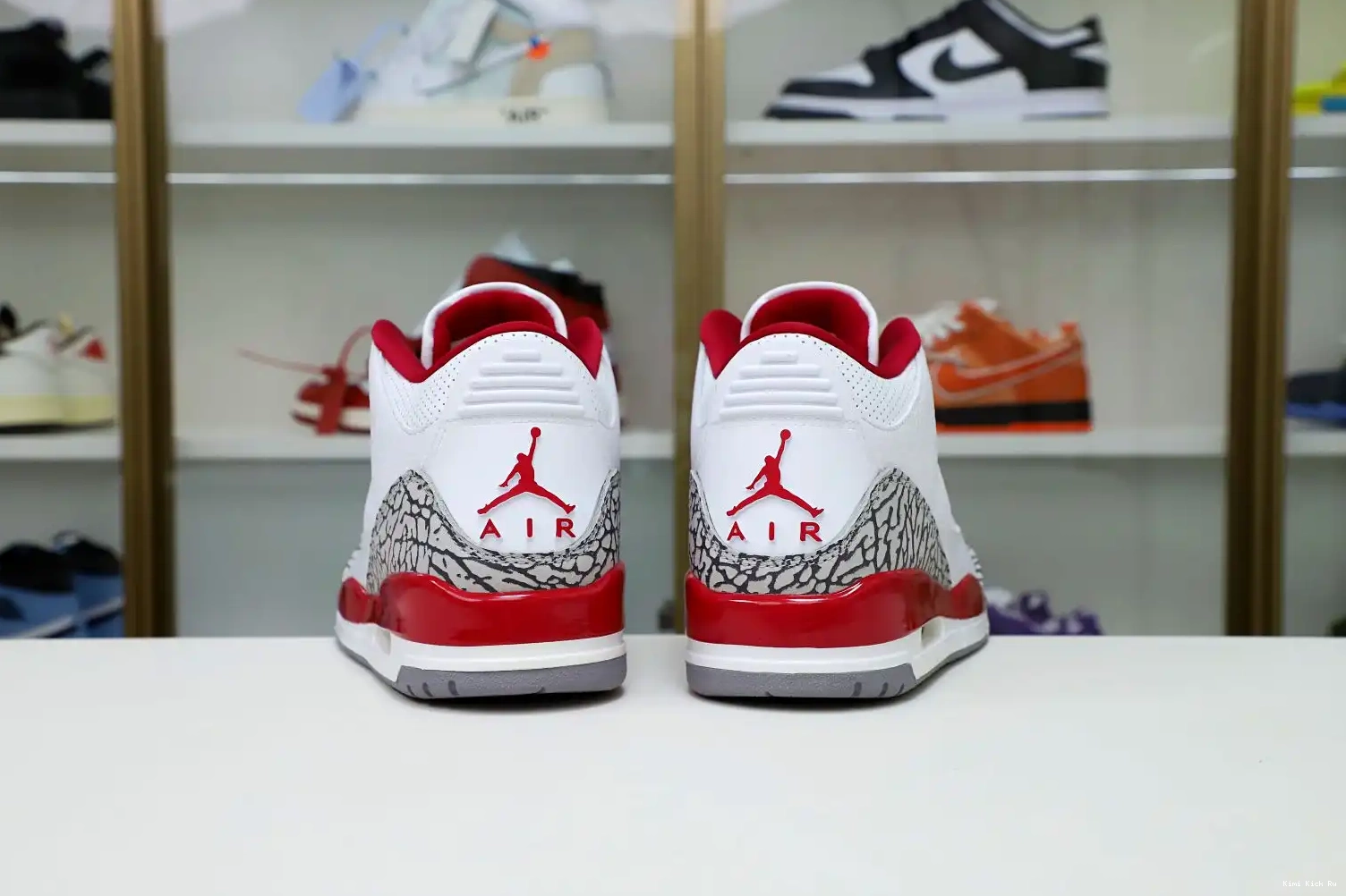 Kimikick 3 Red(CT8532-126） Retro Cardinal Air  Jordan 0717